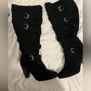 Very nice heeled boots